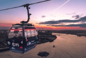 Лондон: IFS Cloud Cable Car Champagne Experience