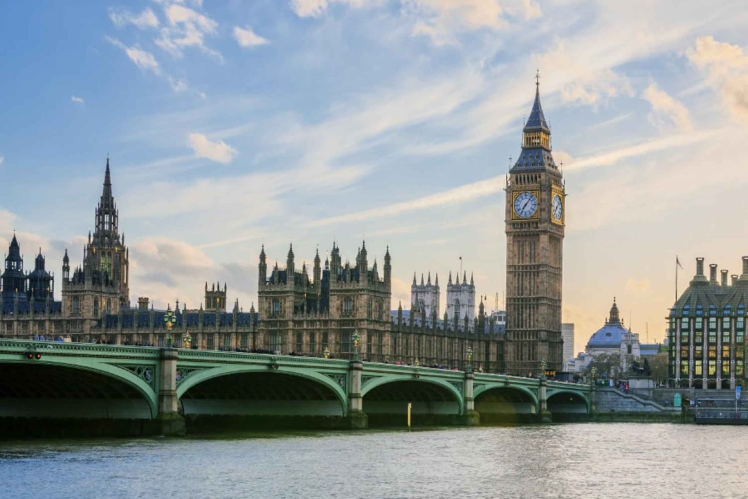 Helppo päiväretki Pariisista Lontooseen