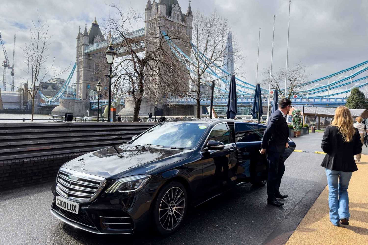 Executive Transfer: Gatwick Airport to Central London