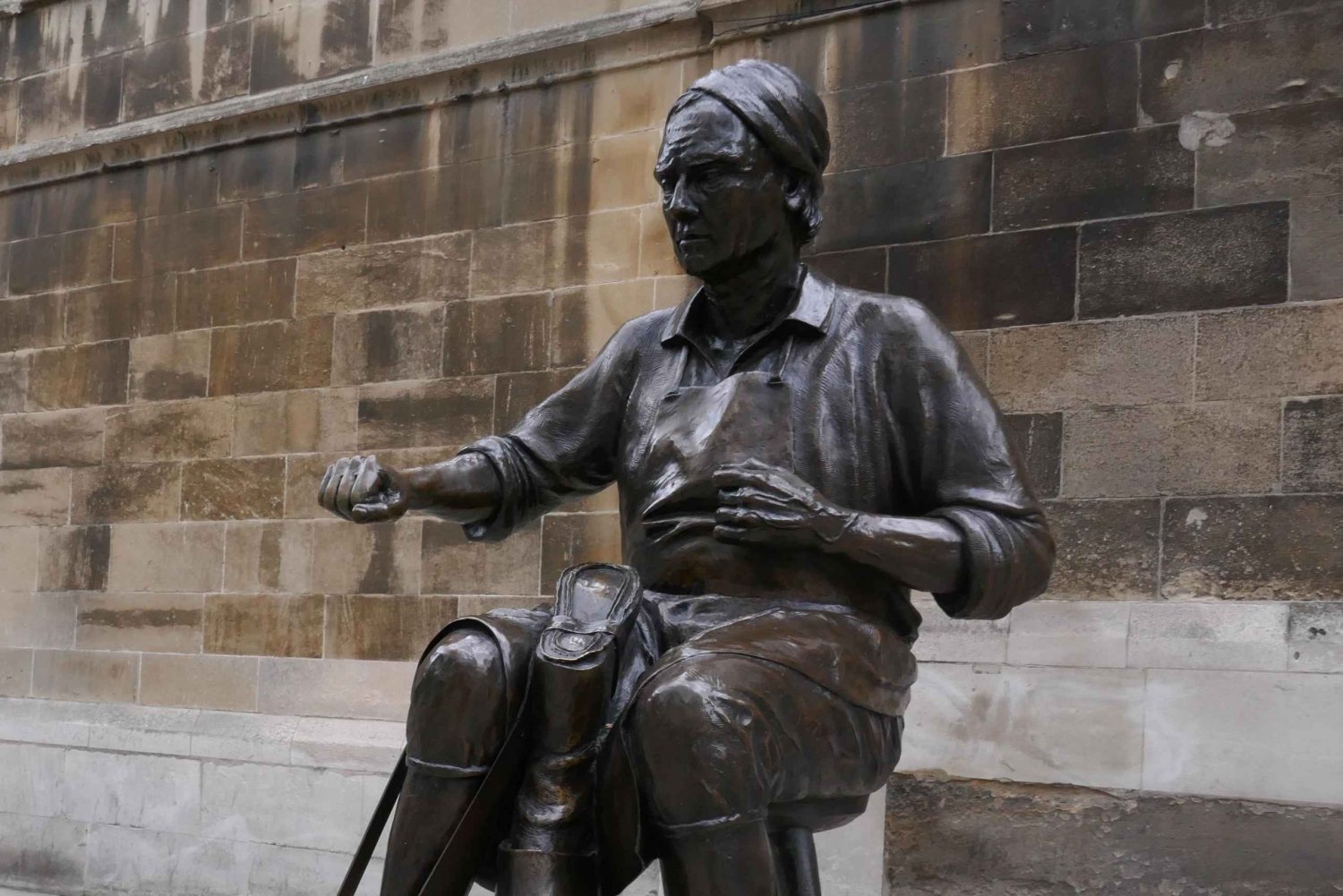 London: Fashion History of the Square Mile Walking Tour