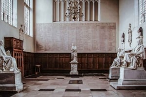 From London: Cambridge and Medieval England Small Group Tour