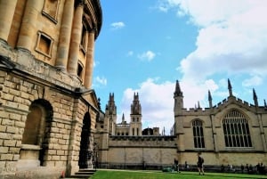 Från London: Dagsutflykt till Downton Abbey, Oxford och Bampton