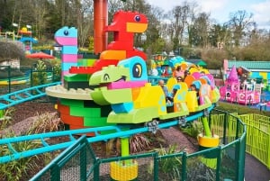 Fra London: Indgang til LEGOLAND® Windsor Resort og bustransport