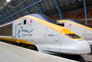 Lontoosta: Lounas Eiffel-tornissa, Louvressa ja Notre Damessa.