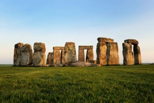 Von London aus: Private geführte Tour durch Stonehenge und Bath
