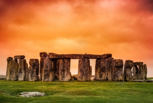 Vanuit Londen: Stonehenge, Bath & Cotswolds Tour in kleine groep