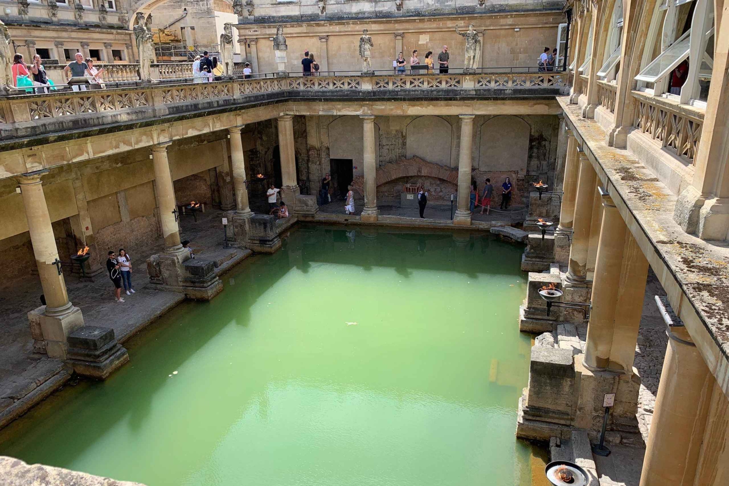 Au départ de Londres : excursion d'une journée avec guide à Stonehenge et Bath