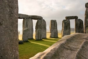 Au départ de Londres : excursion privée d'une journée entière à Stonehenge et Bath