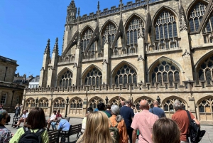 Fra London: Guidet heldagstur til Stonehenge og Bath
