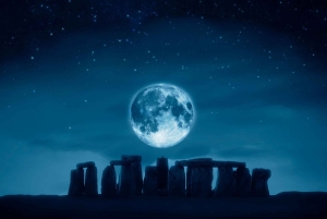 Von London aus: Stonehenge Inner Circle & Windsor Open Top Bus