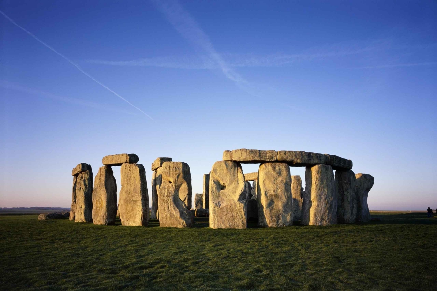 From London: Stonehenge Morning Tour Including Tickets