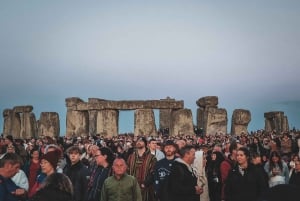 Fra London: Stonehenge Solstice Celebration Tour