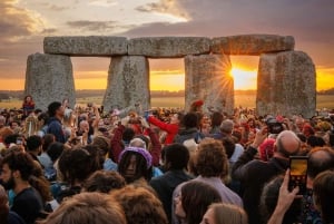 Fra London: Stonehenge Solstice Celebration Tour