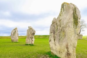From London: Stonehenge & The Stone Circles of Avebury Tour