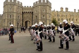 Lontoosta: Windsorin linnan iltapäivän kiertoajelu