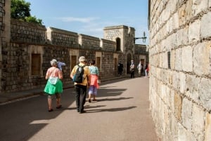 Ab London: Windsor Castle, Bath & Stonehenge Tagestour