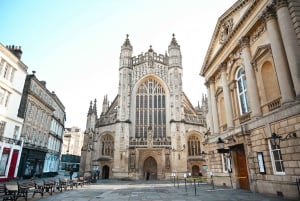 Lontoosta: Windsorin linna, Bath ja Stonehenge-päiväretki