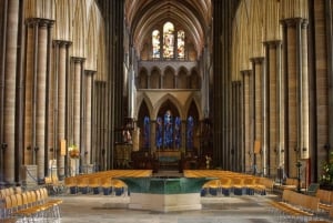 Lontoosta: Windsor, Stonehenge ja Salisburyn katedraalimatka