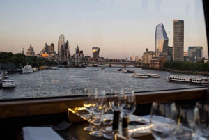 Гастрономический ужин из 6 блюд на роскошном лондонском автобусе