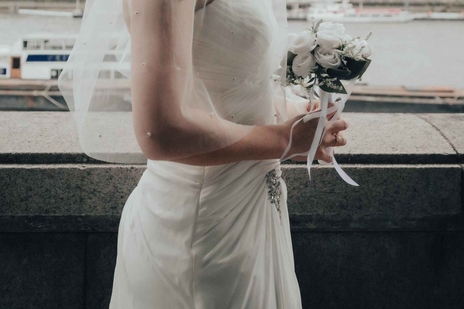 London: Private Professional Photoshoot with 20 Photos