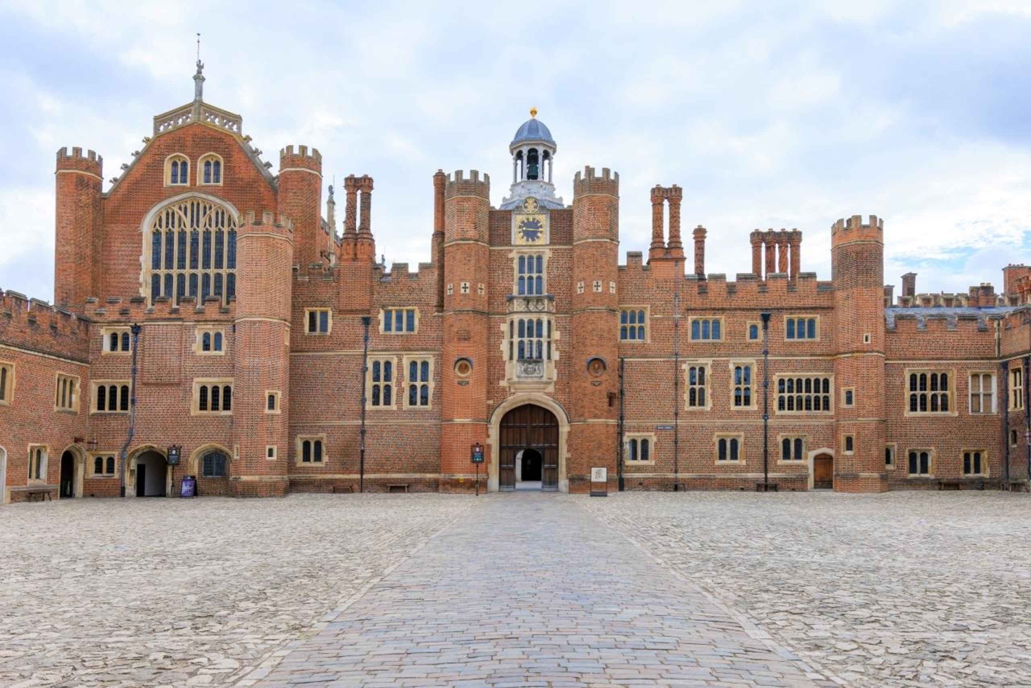 Полудневная поездка из Лондона в Хэмптон-Корт с билетами