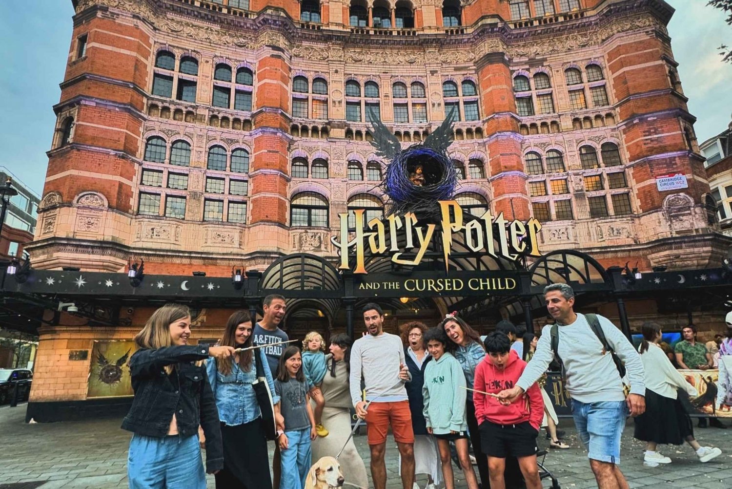 Londres: Tour de Harry Potter, descubre hechizos y secretos!