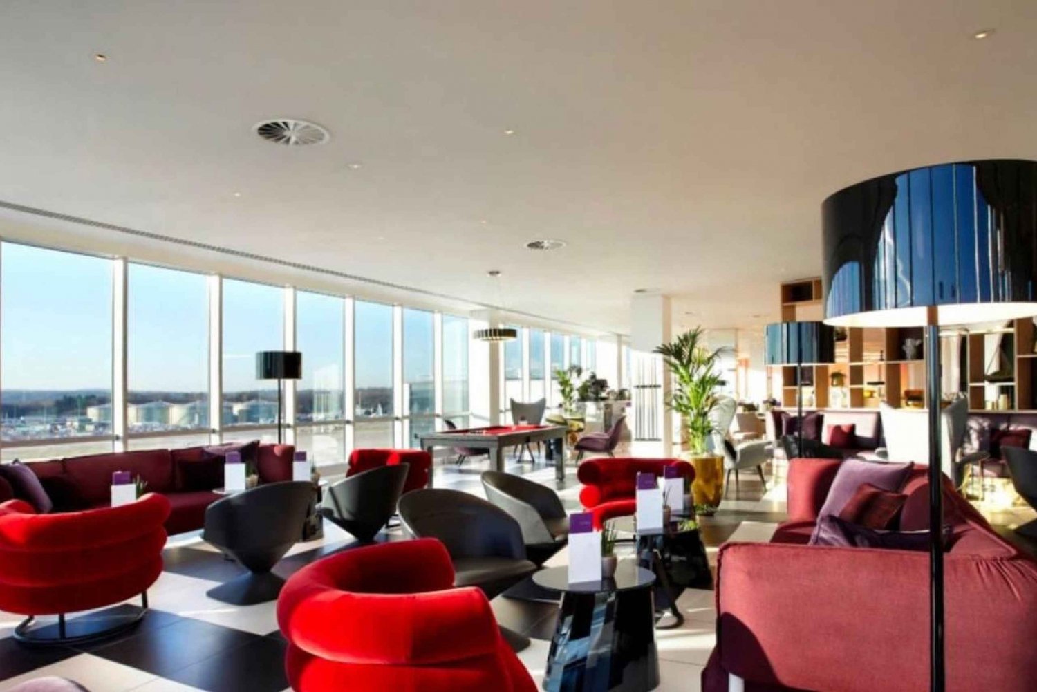 LGW London Airport: Plaza Premium Lounge Access - North Term