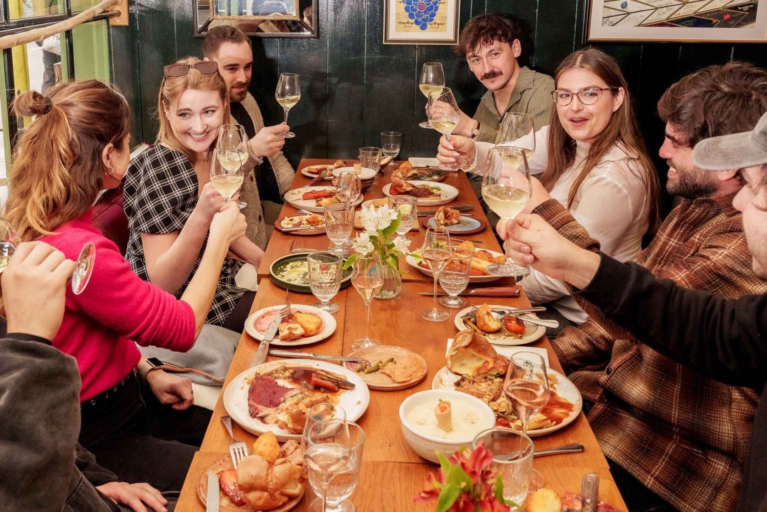 Avventura gastronomica locale a Londra: 10+ piatti, bevande e altro ancora