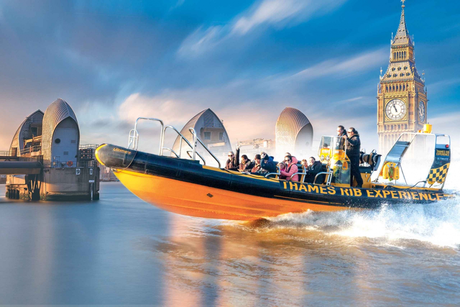 London: 70 minutter med hurtigbåttur på Themsenbarrieren