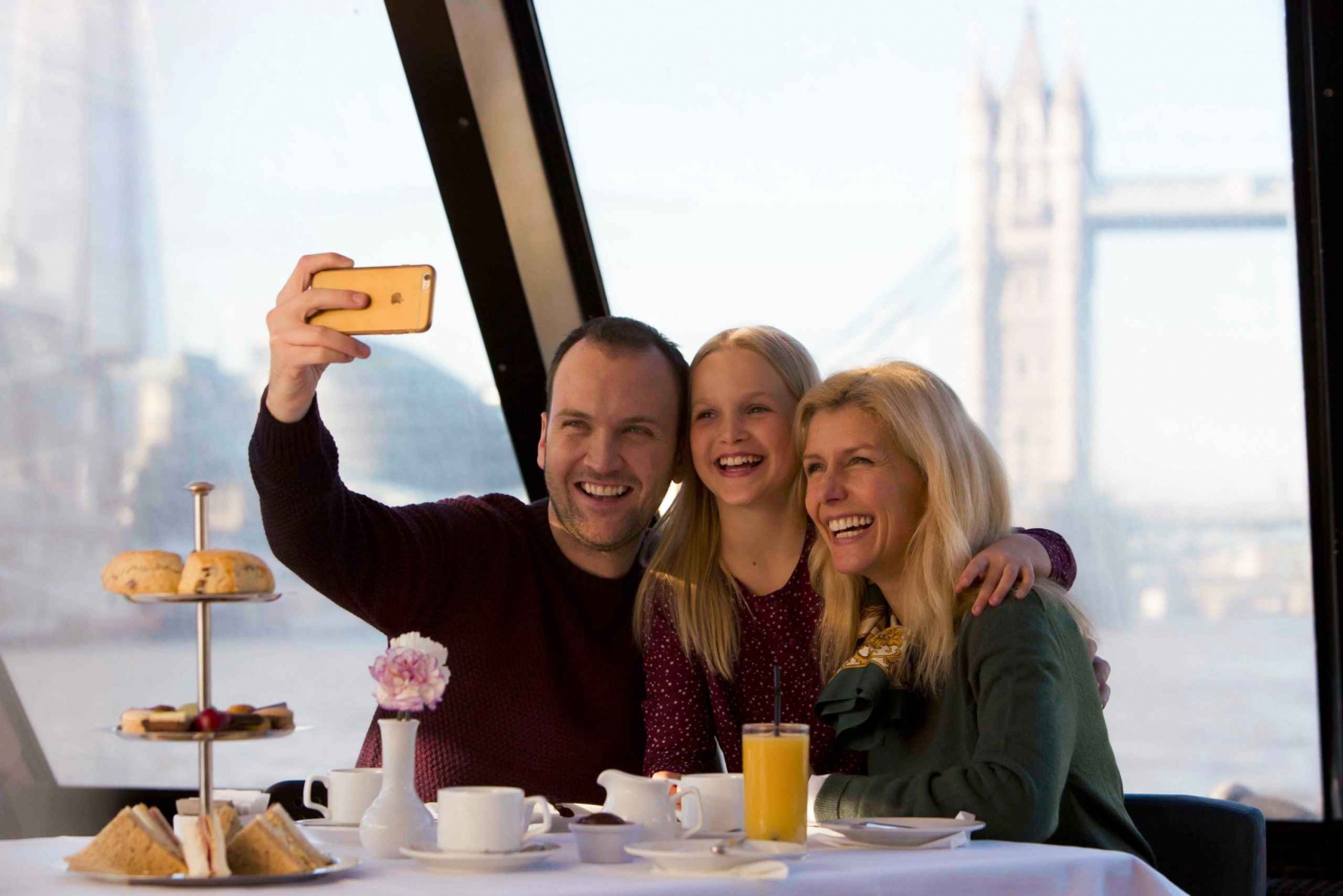 London: Afternoon Tea Cruise on the River Thames