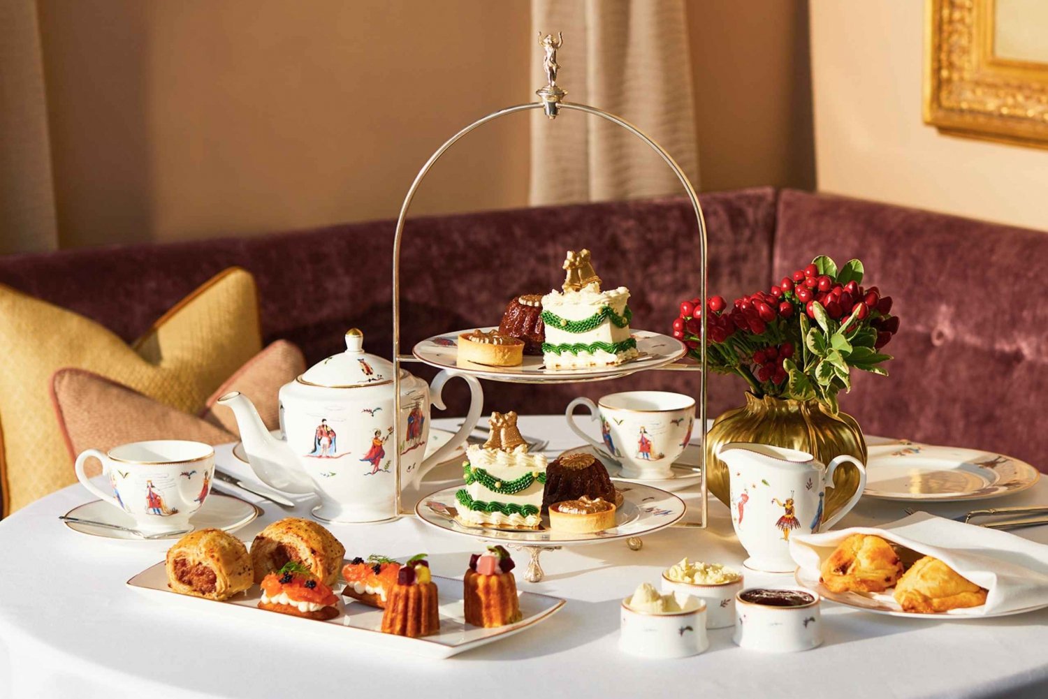 London Afternoon Tea Experience at Theatre Royal Drury Lane in London