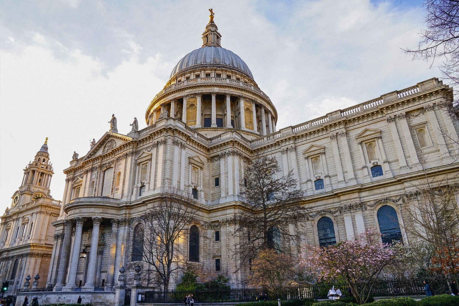 London Blitz Tour - Explore City of London Wartime History