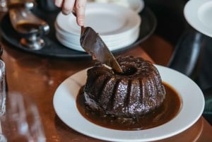 London: Borough Market Food Tour with Local Guide