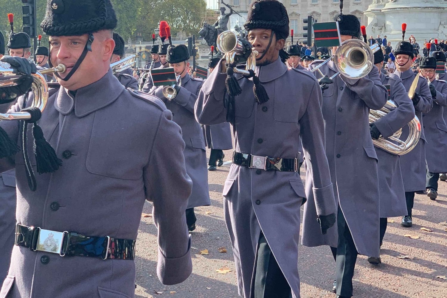 Лондон: Букингемский дворец и смена караула