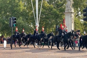 Лондон: Букингемский дворец и смена караула