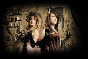London, Camden: Old Time Eras Dress Up and Photo Shoot