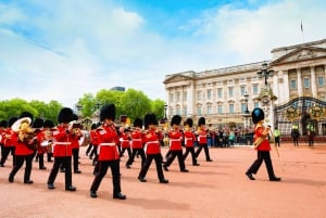 Changing of Guards, Tower of London, Beefeaters & Cruise