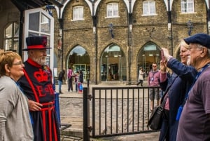 Changing of Guards, Tower of London, Beefeaters & Cruise