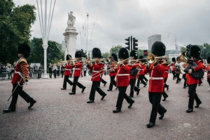 London: Changing of the Guard Experience and Landmarks Tour