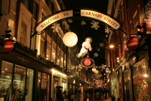 London: Christmas Eve City Tour with Dinner & Midnight Mass