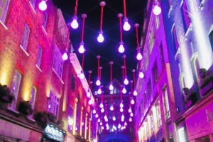 London: Privat tur med julbelysning med ikonisk London-taxi