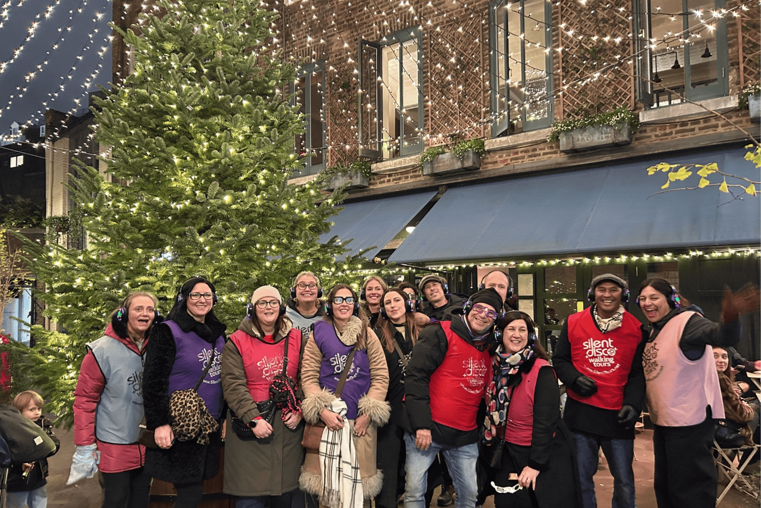 London: Christmas Lights Tour - With Christmas Music