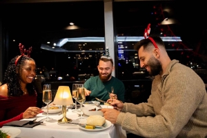 Лондон: Круиз с рождественским ужином