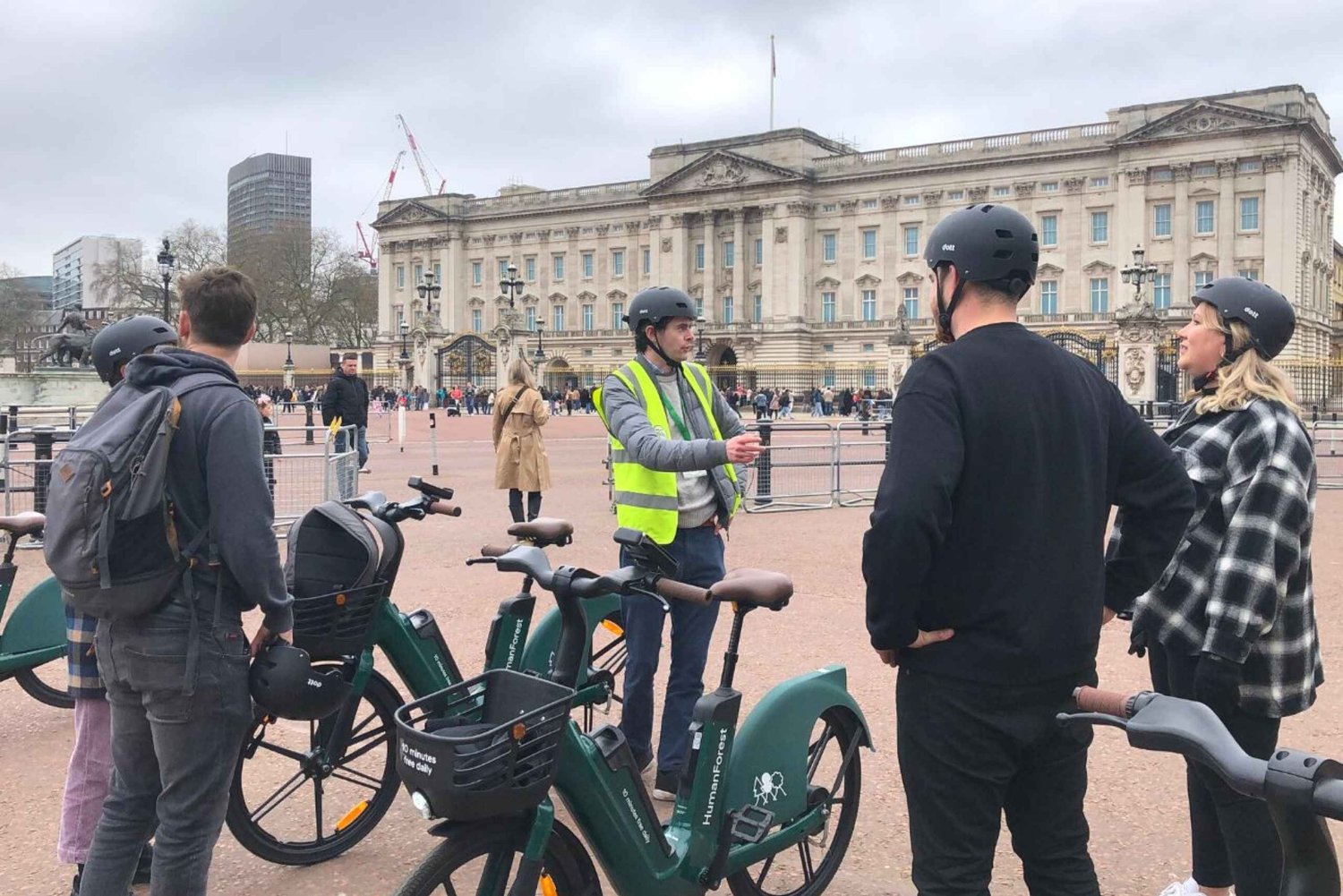 London: Classic Highlights Electric Bike Tour