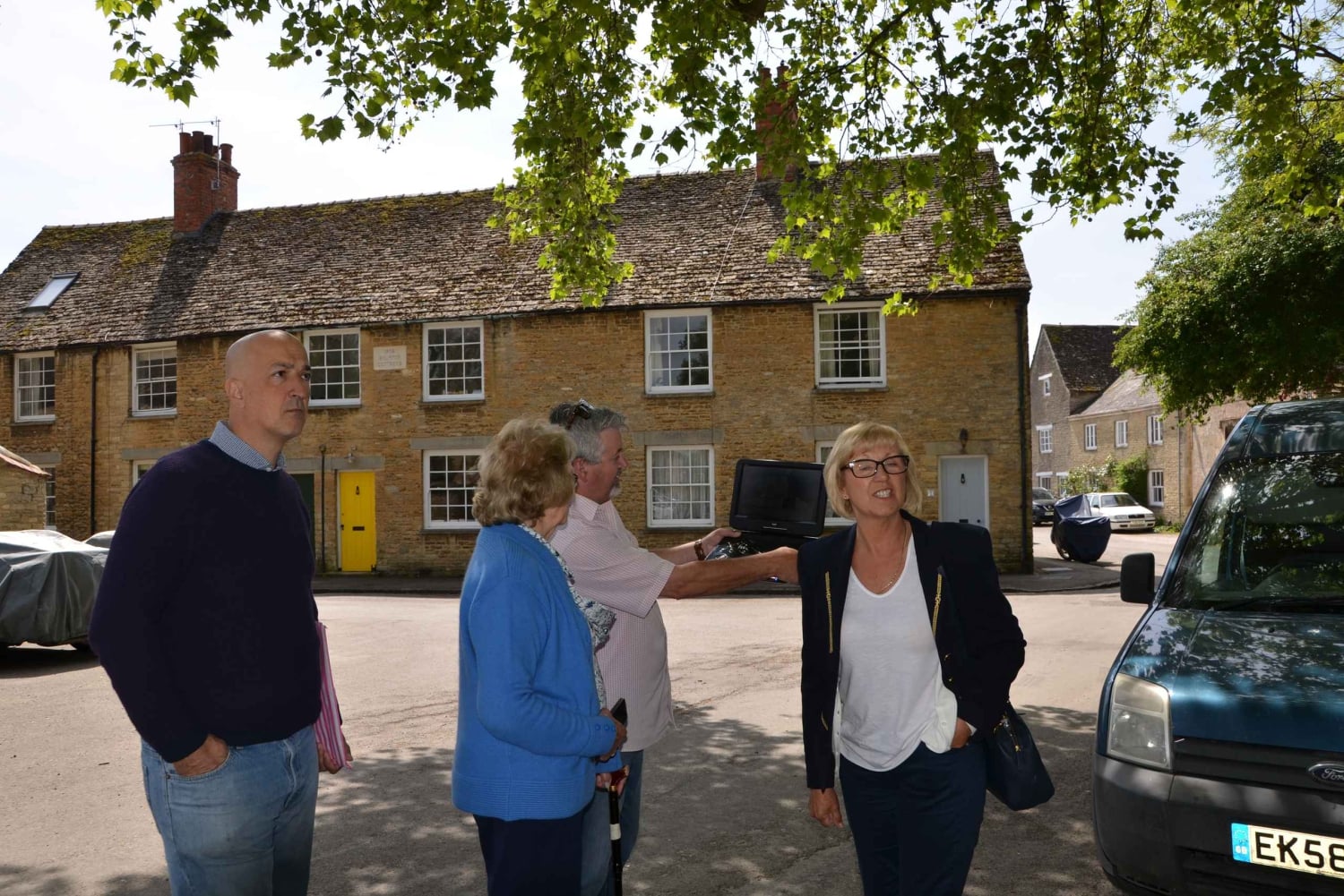 Londyn: Downton Abbey Countryside Black Taxi VIP Tour