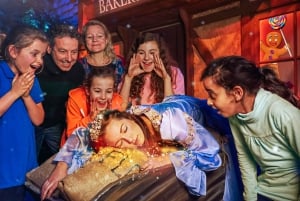 London: DreamWorks Shrek's Adventure Tour