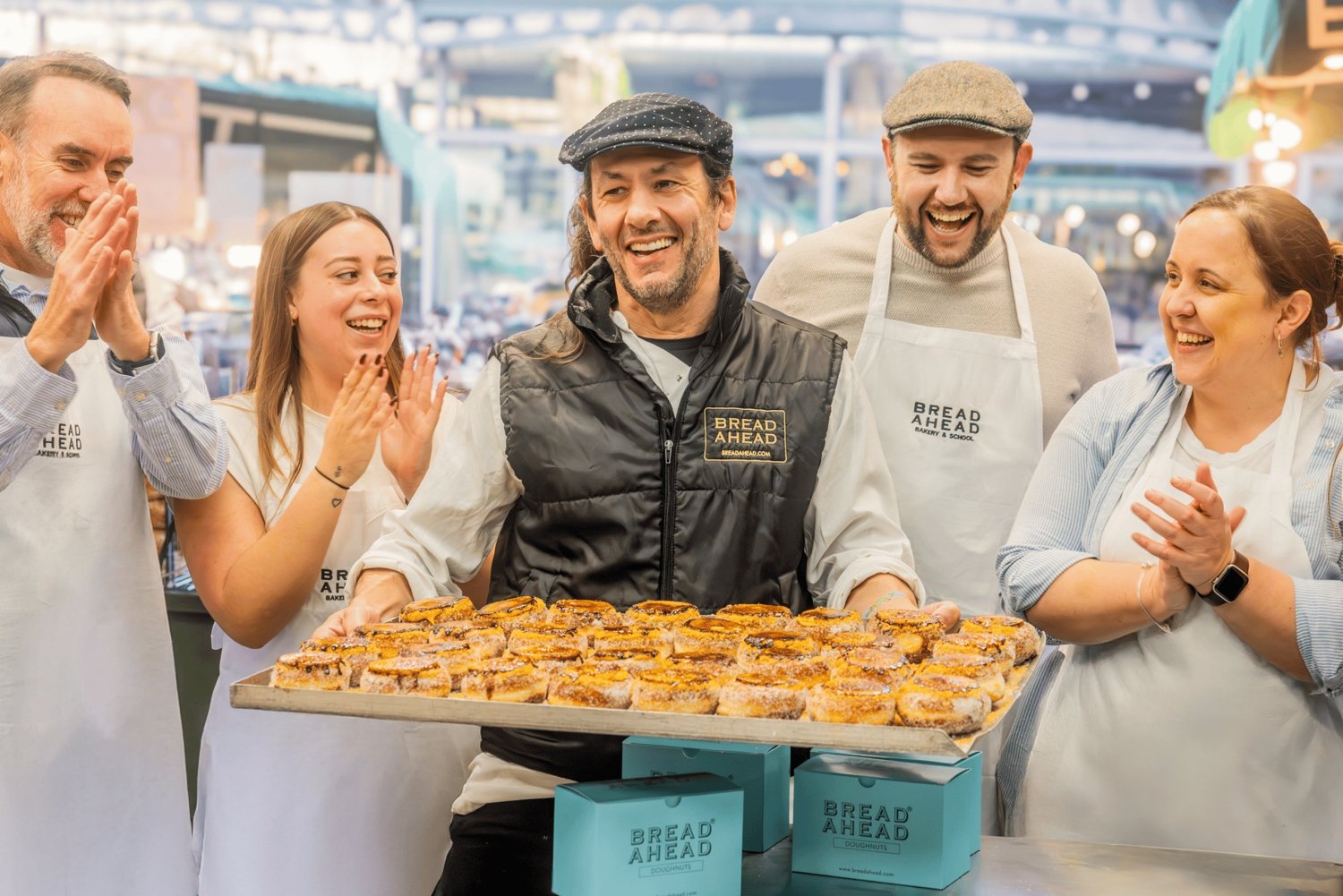 London: Exclusive Borough Market Food Tour & Baking Class