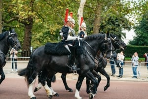London: Experience the Changing of The Guard
