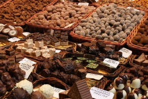 London: Food Walking Tour with 8 Stops