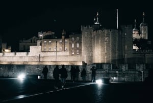 London: Ghost Walk and River Thames Boat Ride